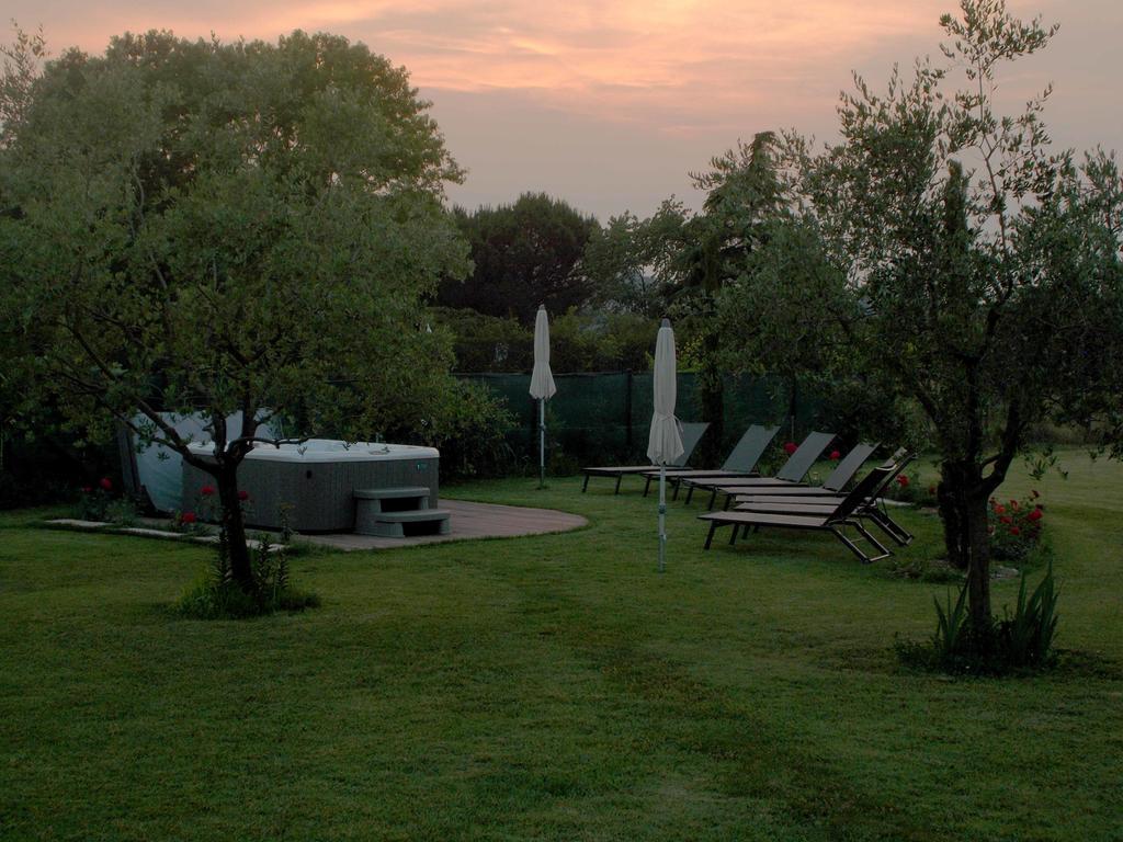 Agriturismo Al Tralcio Valeggio sul Mincio Dış mekan fotoğraf