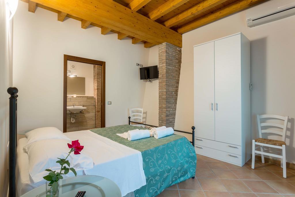 Agriturismo Al Tralcio Valeggio sul Mincio Oda fotoğraf