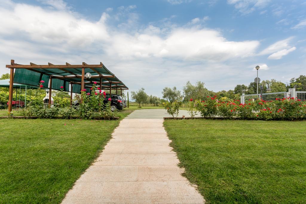 Agriturismo Al Tralcio Valeggio sul Mincio Dış mekan fotoğraf