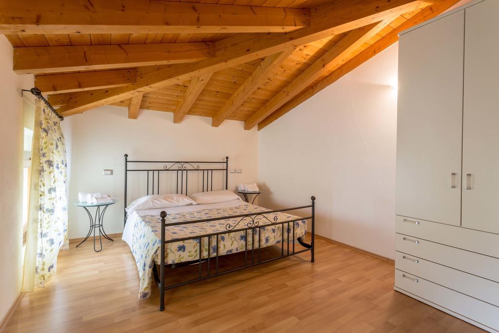 Agriturismo Al Tralcio Valeggio sul Mincio Dış mekan fotoğraf